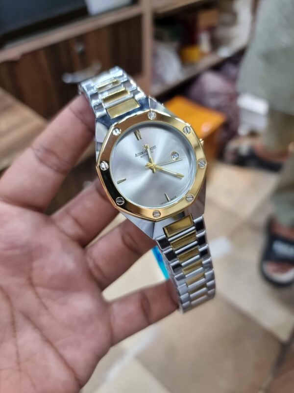 Tissot model